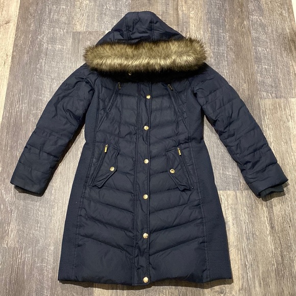 MICHAEL Michael Kors Jackets & Blazers - Womens’ Michael Kors Navy Down Jacket w/ Faux Fur Lined Hood - Small